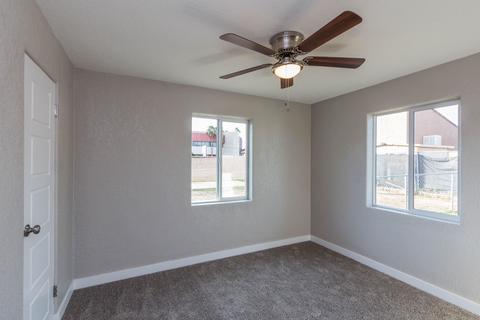 4210 N 18th Dr, Phoenix, AZ 85015 photo 9