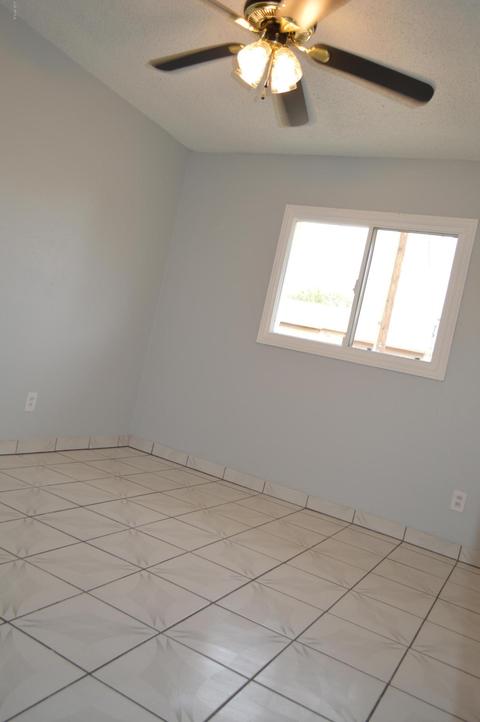 7932 W Avalon Dr, Phoenix, AZ 85033 photo 10