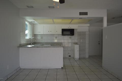 7932 W Avalon Dr, Phoenix, AZ 85033 photo 8