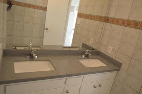 7932 W Avalon Dr, Phoenix, AZ 85033 photo 18