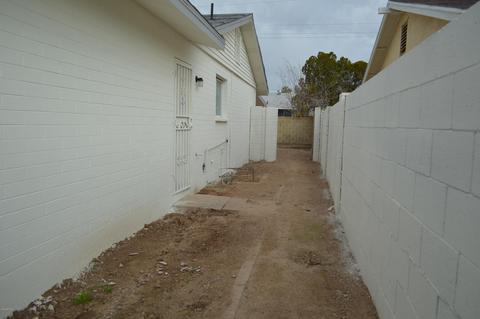 7932 W Avalon Dr, Phoenix, AZ 85033 photo 22