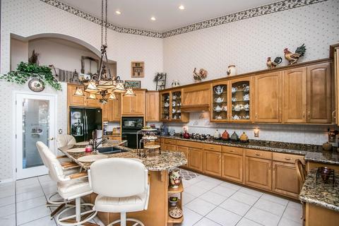 1842 E Coral Tree Dr, Gilbert, AZ 85234 photo 8