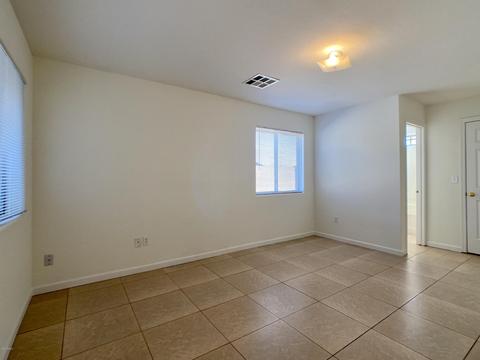 7231 S 2nd Ln, Phoenix, AZ 85041 photo 11