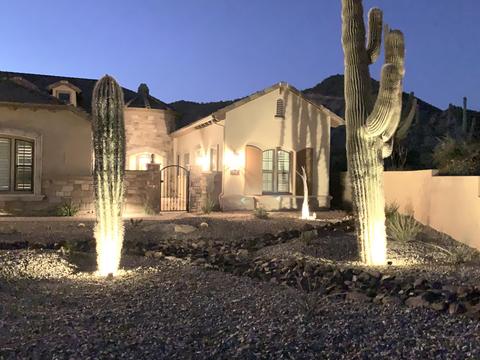 8918 E Rosedale Cir, Mesa, AZ 85207 photo 2