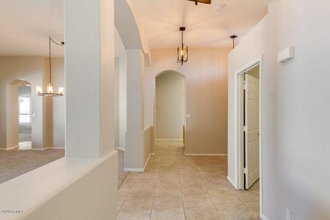 734 W Estrella Dr, Gilbert, AZ 85233 photo 8