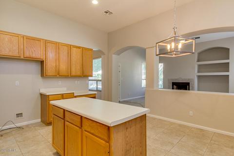 734 W Estrella Dr, Gilbert, AZ 85233 photo 13