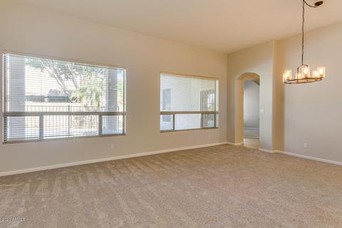 734 W Estrella Dr, Gilbert, AZ 85233 photo 5