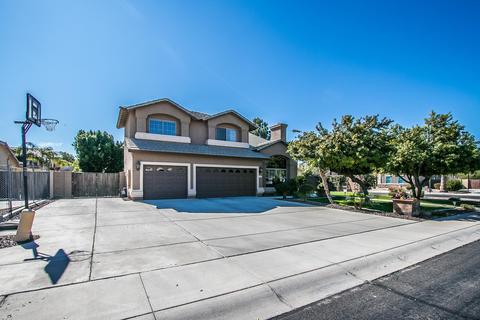 265 E Dennisport Ct, Gilbert, AZ 85296 photo 2