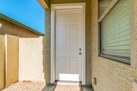 910 E Dee St, Avondale, AZ 85323 photo 4