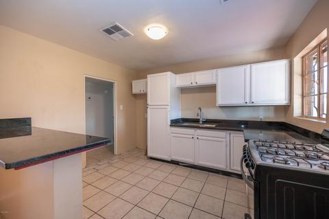 2043 E Cypress St, Phoenix, AZ 85006 photo 13