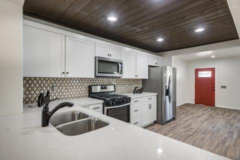 1037 E Indianola Ave, Phoenix, AZ 85014 photo 9