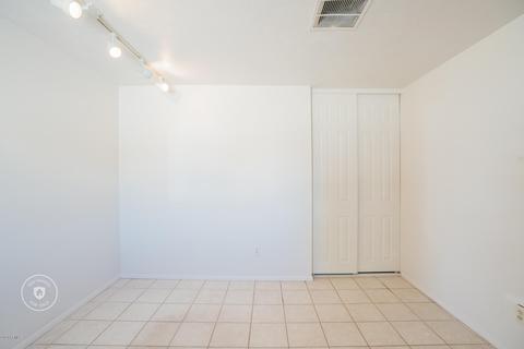 3223 E Hillery Dr, Phoenix, AZ 85032 photo 10
