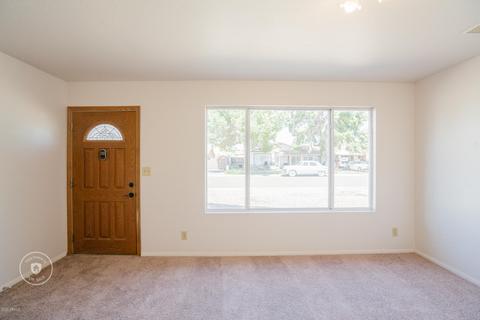 3223 E Hillery Dr, Phoenix, AZ 85032 photo 9