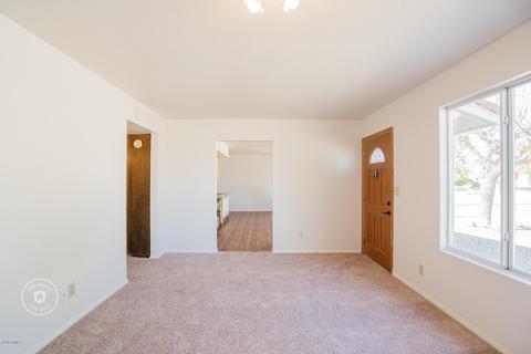 3223 E Hillery Dr, Phoenix, AZ 85032 photo 2