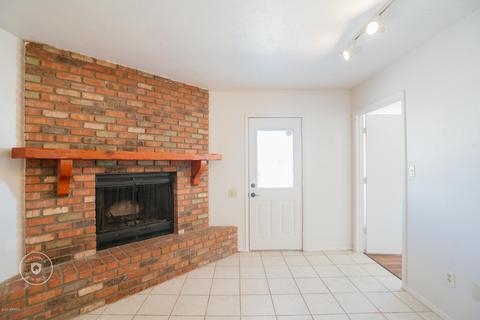3223 E Hillery Dr, Phoenix, AZ 85032 photo 4