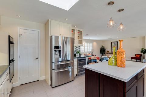 4634 N 42nd Pl, Phoenix, AZ 85018 photo 8