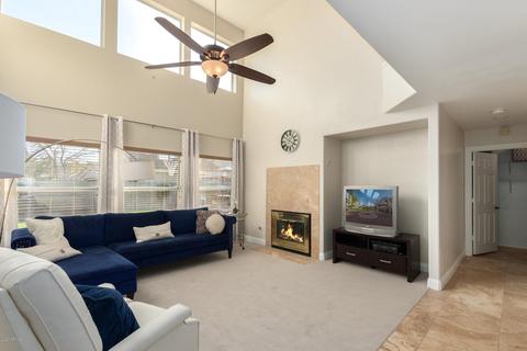907 W Cooley Dr, Gilbert, AZ 85233 photo 2