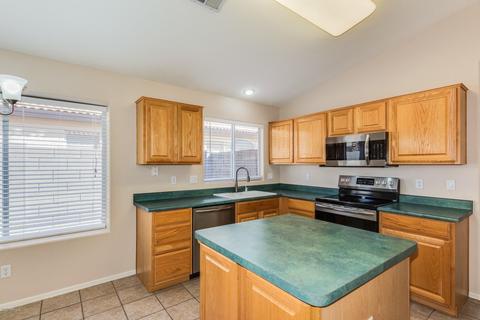 1102 W Laurel Ave, Gilbert, AZ 85233 photo 6
