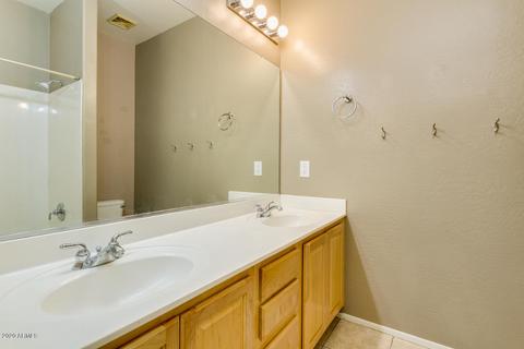 984 S Parkcrest St, Gilbert, AZ 85296 photo 30
