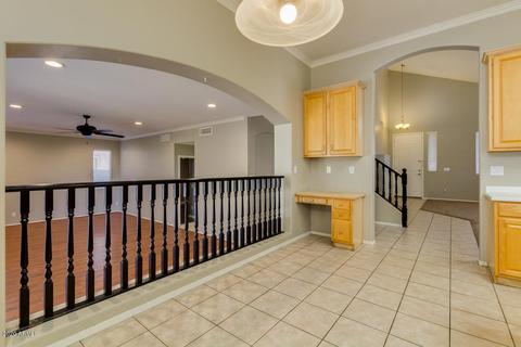 984 S Parkcrest St, Gilbert, AZ 85296 photo 7