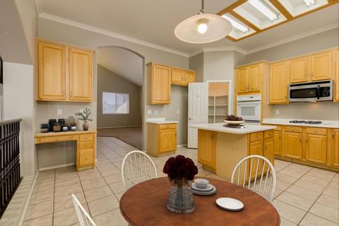 984 S Parkcrest St, Gilbert, AZ 85296 photo 6