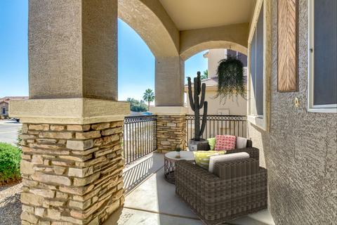 984 S Parkcrest St, Gilbert, AZ 85296 photo 2