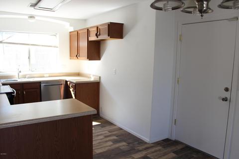 8111 S 2nd Dr, Phoenix, AZ 85041 photo 10