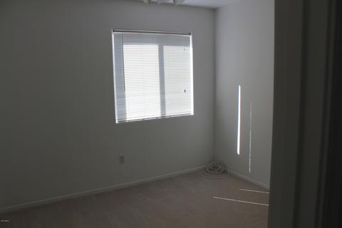 8111 S 2nd Dr, Phoenix, AZ 85041 photo 15