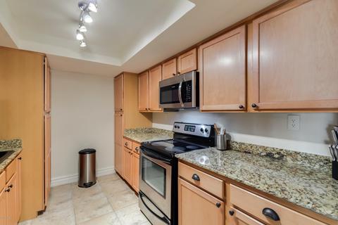 3825 E Camelback Rd #218, Phoenix, AZ 85018 photo 10