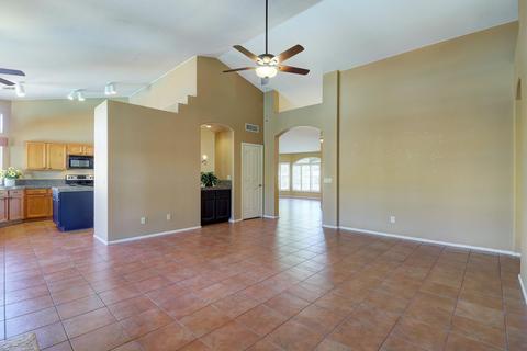 426 E South Fork Dr, Phoenix, AZ 85048 photo 9
