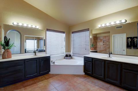 426 E South Fork Dr, Phoenix, AZ 85048 photo 22