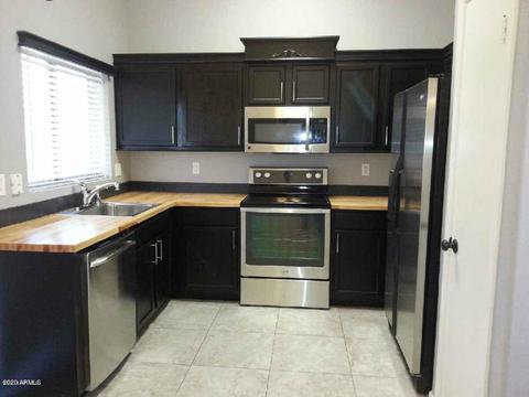 9951 E Dolphin Cir, Mesa, AZ 85208 photo 3
