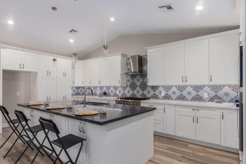 1319 E Oregon Ave, Phoenix, AZ 85014 photo 8