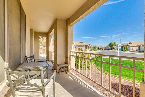 1398 E Iris Dr, Chandler, AZ 85286 photo 2