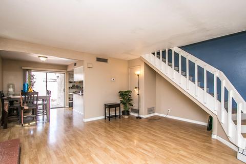 2140 E Sanos Dr, Tempe, AZ 85281 photo 6