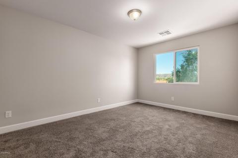 1025 E Odeum Ln, Phoenix, AZ 85040 photo 15