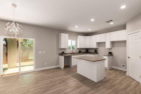 1025 E Odeum Ln, Phoenix, AZ 85040 photo 6