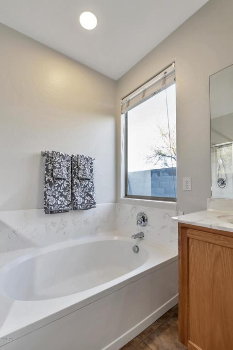 4216 S Fireside Ct, Gilbert, AZ 85297 photo 24