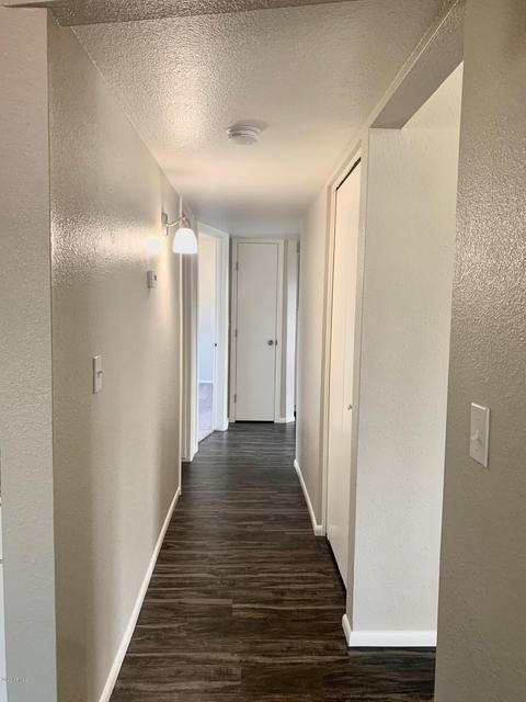 1134 Echo Ln, Phoenix, AZ 85020 photo 8