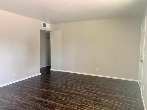 1134 Echo Ln, Phoenix, AZ 85020 photo 4
