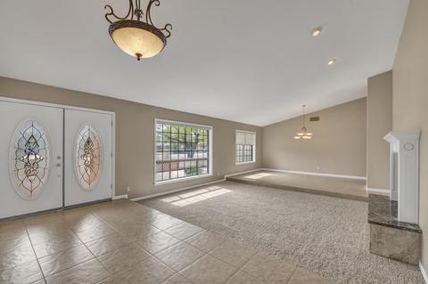 1550 E La Vieve Ln, Tempe, AZ 85284 photo 4