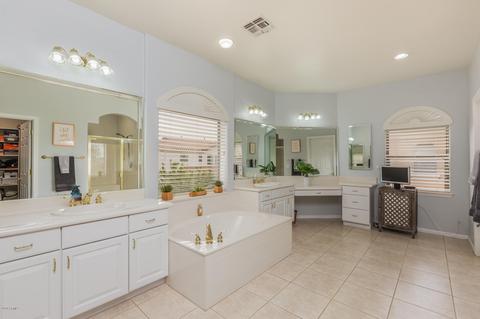 2811 E Washington Ct, Gilbert, AZ 85234 photo 22
