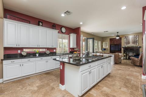 2811 E Washington Ct, Gilbert, AZ 85234 photo 13