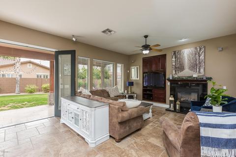 2811 E Washington Ct, Gilbert, AZ 85234 photo 17