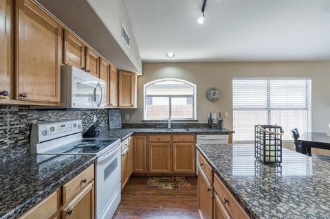 4511 E Mossman Dr, Phoenix, AZ 85050 photo 9