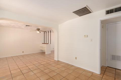 6319 W Mitchell Dr, Phoenix, AZ 85033 photo 9