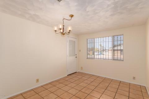 6319 W Mitchell Dr, Phoenix, AZ 85033 photo 5