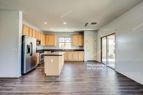 2823 S 74th Dr, Phoenix, AZ 85043 photo 2