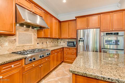 2898 E Canyon Creek Ct, Gilbert, AZ 85295 photo 11