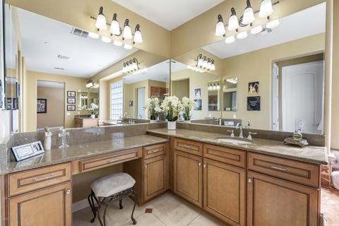 3741 Ember Glow Way, Phoenix, AZ 85050 photo 24